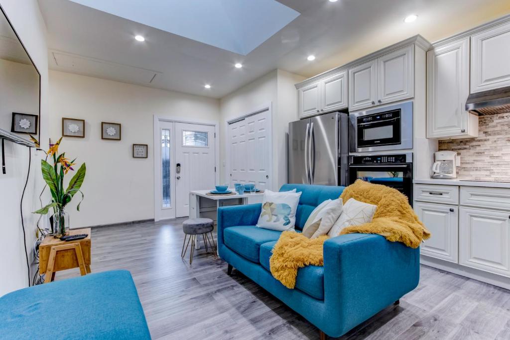 Marbella Lane - Bright and Cozy Home near SFO (San Mateo) 