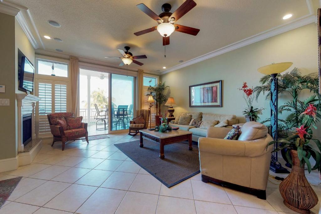 Palm Gables 106 (Holmes Beach) 