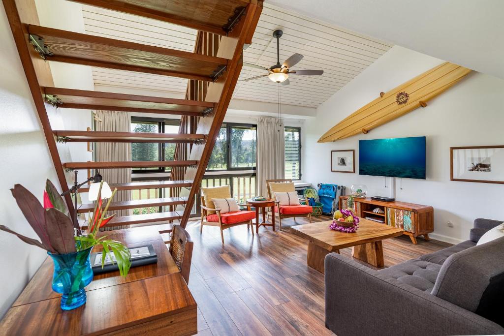Turtle Bay West Studio with Loft apts (Kahuku) 