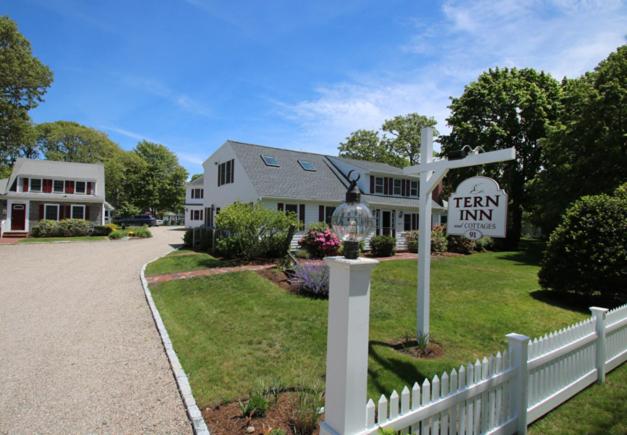 The Tern Inn Bed & Breakfast and Cottages (West Harwich) 