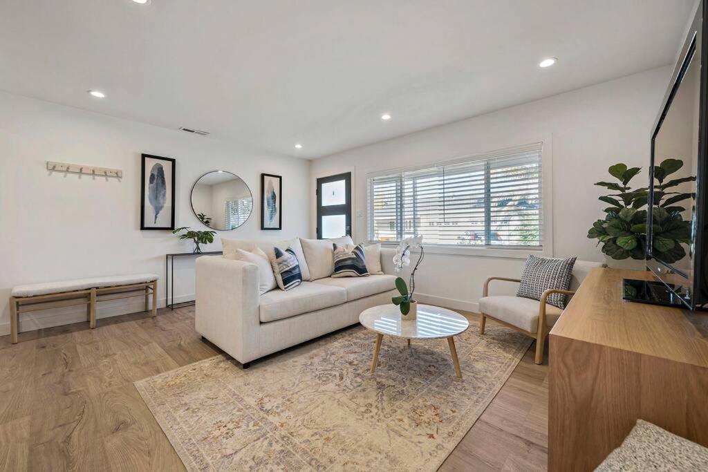 Chic and Comfy Home in the Heart of Silicon Valley (Mountain View) 