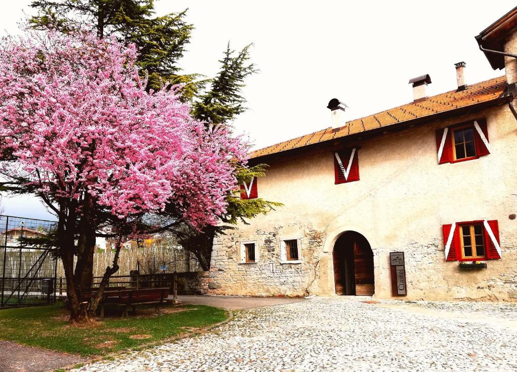 Agritur Ciastel (Sanzeno) 