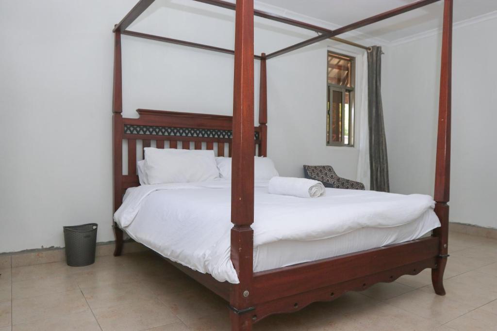 Harry's Kisumu Oasis